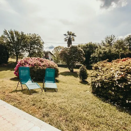 La Quiete - Lakeside Leisure & Business Apartament Arona