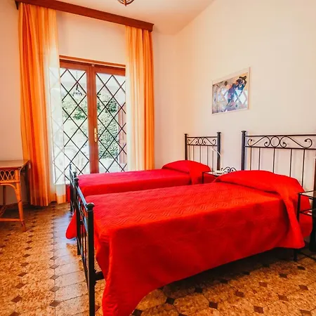 La Quiete - Lakeside Leisure & Business Apartament *