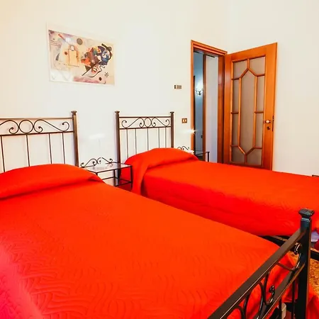 La Quiete - Lakeside Leisure & Business Apartament *